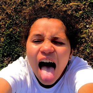 Meet your Posher, Melanie